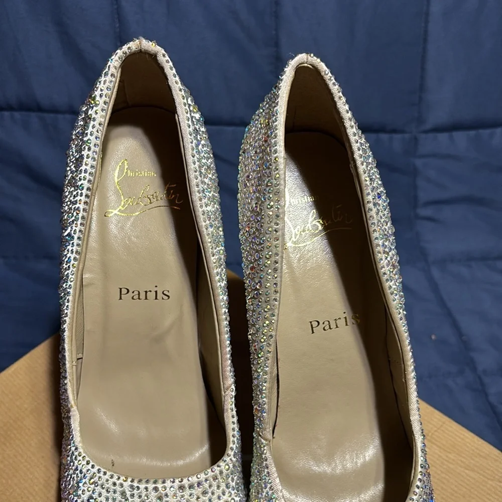 Christian Louboutin Crystal Embellished Platform Pumps - Silver